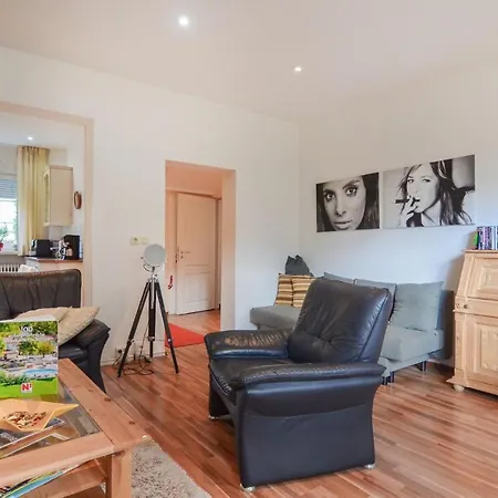 2 Bedroom Lovely In Berlin