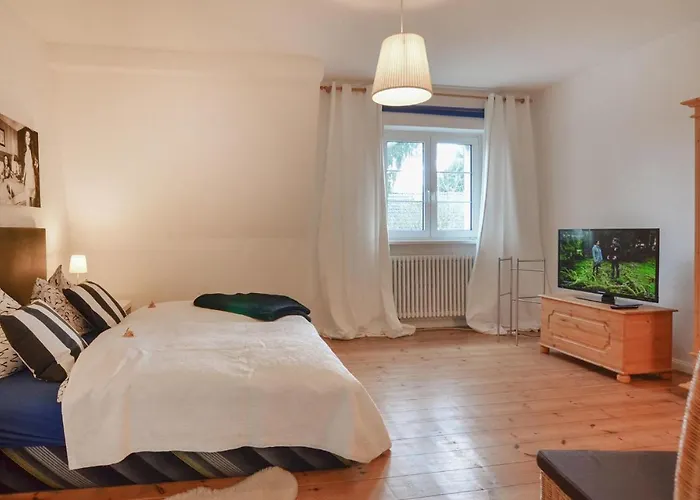 2 Bedroom Lovely In Tatil Evi Berlin