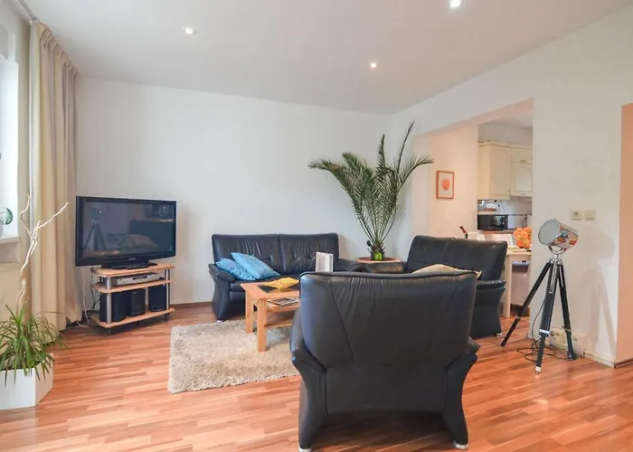 2 Bedroom Lovely In